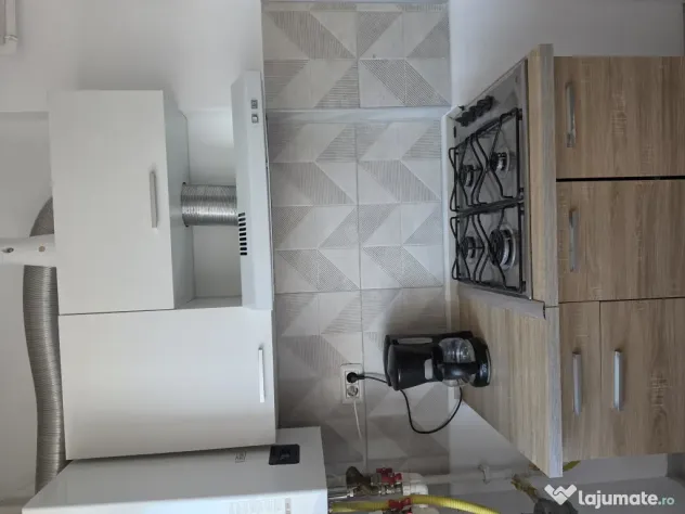 Proprietar închiriez garsoniera in Polux Uverturii,bloc 2022