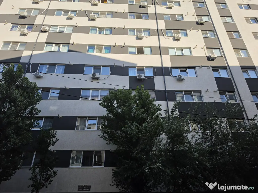 Proprietar închiriez garsoniera in Polux Uverturii,bloc 2022