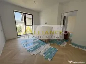 Casa 5 camere tip DUPLEX - 4 bai Terasa + Curte 250 MP