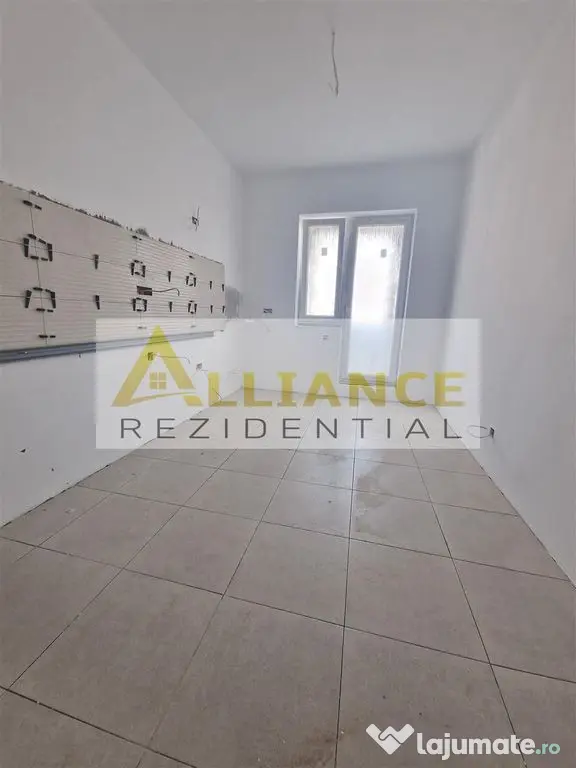 Young Residence 2 cam 64 mp la 10 min metrou