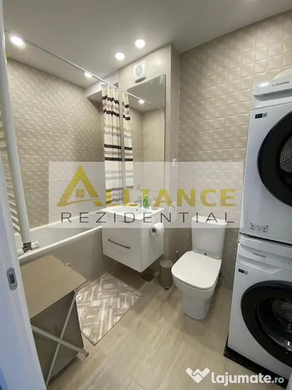 Young Residence 2 cam 64 mp la 10 min metrou