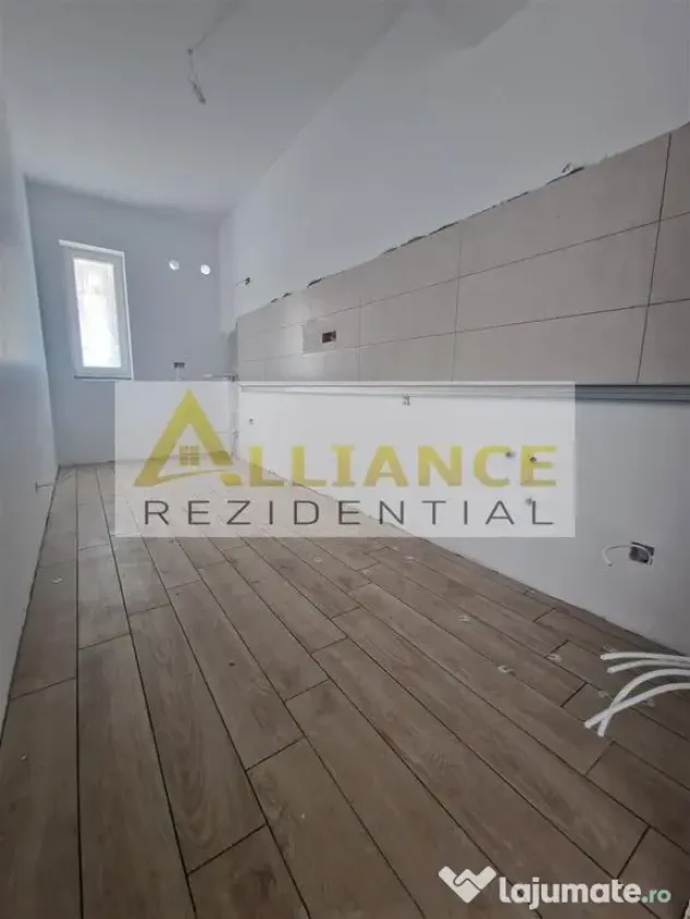 Young Residence 2 cam 64 mp la 10 min metrou