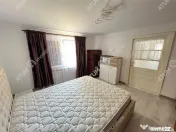 Casa individuala cu 3 camere 3 bucatarii pivnita in Poplaca