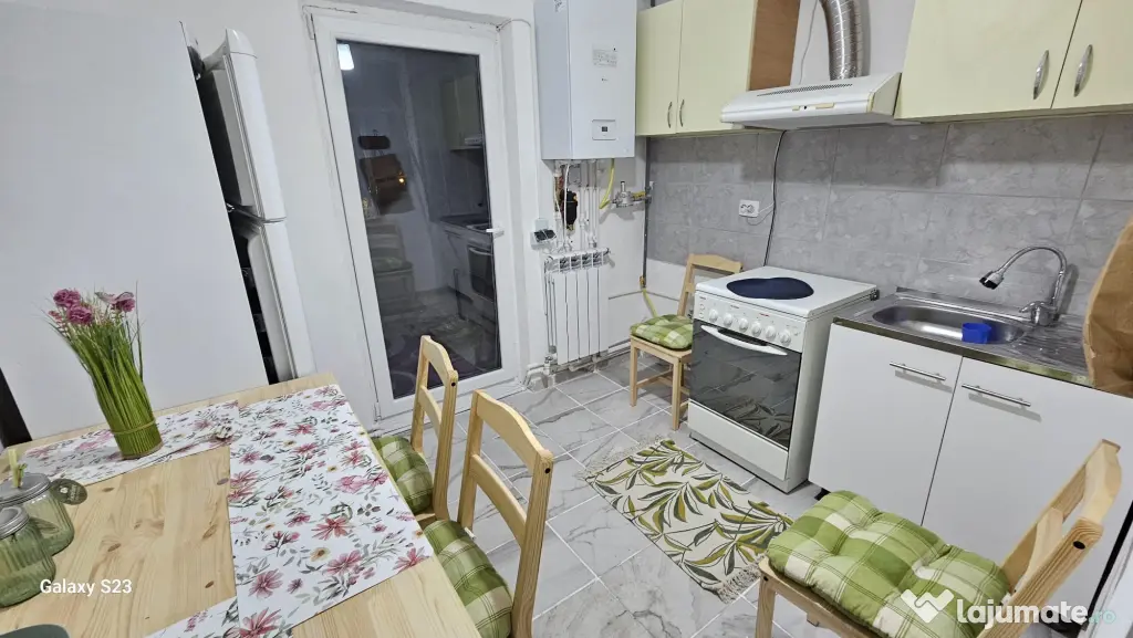 Prima închiriere | Apartament 2 camere | Piața Centrală | Aproape de facultăți
