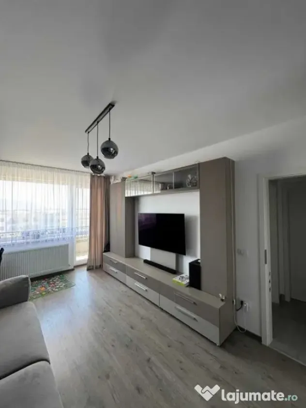 Apartament 2 camere Tractorul Grandis Residence,parcare,mobi