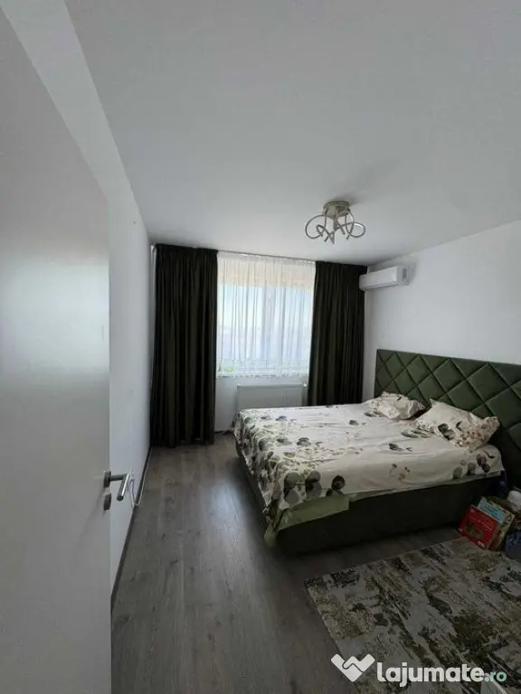 Apartament 2 camere Tractorul Grandis Residence,parcare,mobi