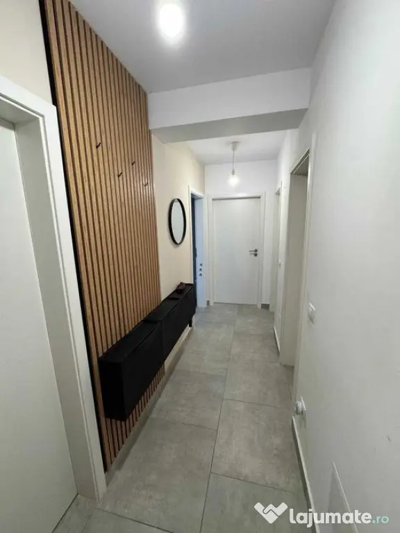 Apartament 2 camere Tractorul Grandis Residence,parcare,mobi