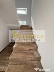 Casa Individuala - 4 camere - 400 M de STV 