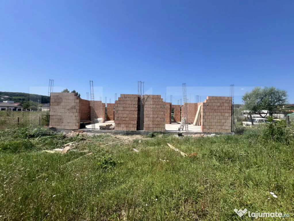 Casă tip duplex modernă, 135 mp utili în Livezeni – con