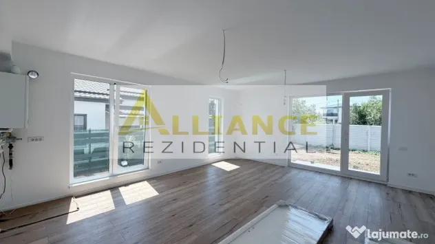 Casa Individuală - 4 camere - 2 bai - 454 mp teren