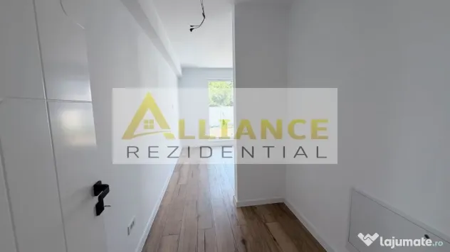 Casa Individuală - 4 camere - 2 bai - 454 mp teren