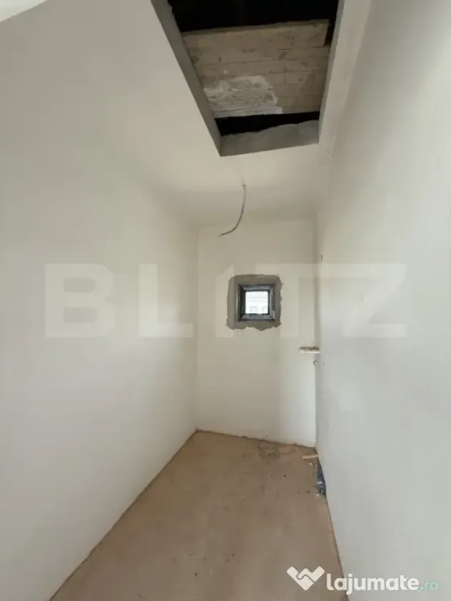 Casa cu 4 camere, 110 mp, Zona Odoreu