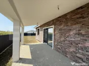 Casa cu 4 camere, 110 mp, Zona Odoreu