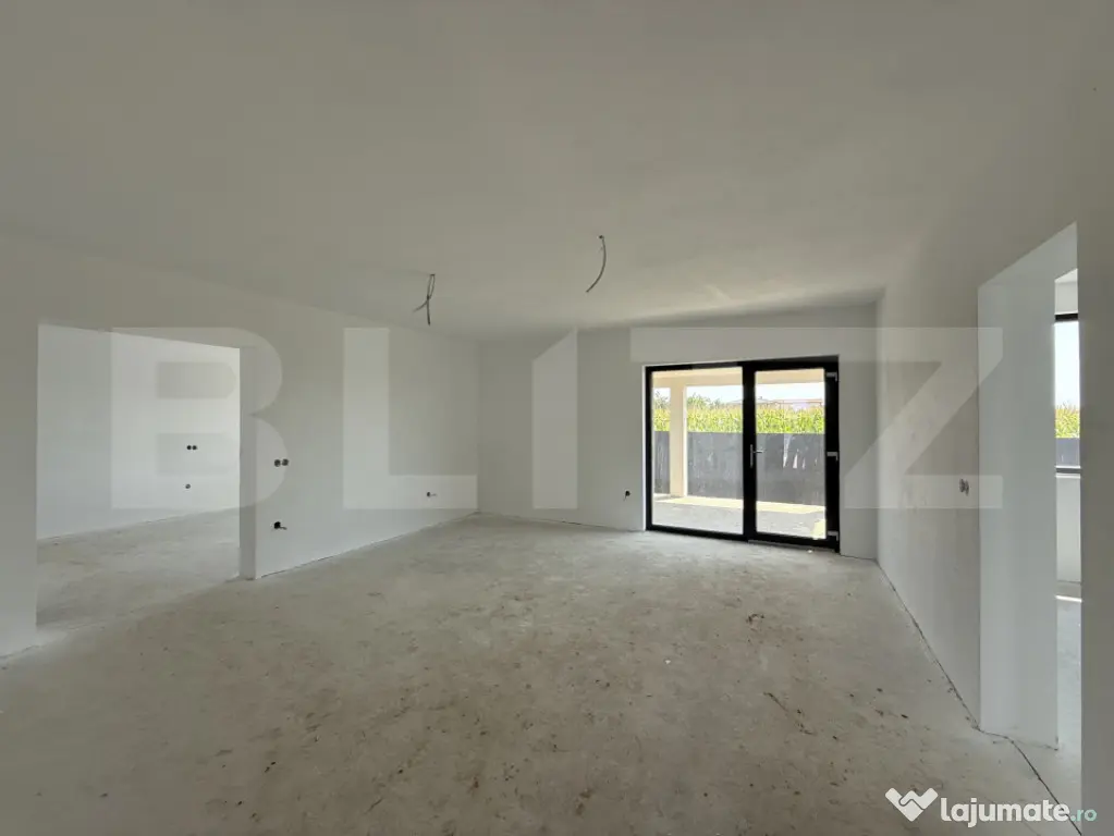 Casa cu 4 camere, 110 mp, Zona Odoreu