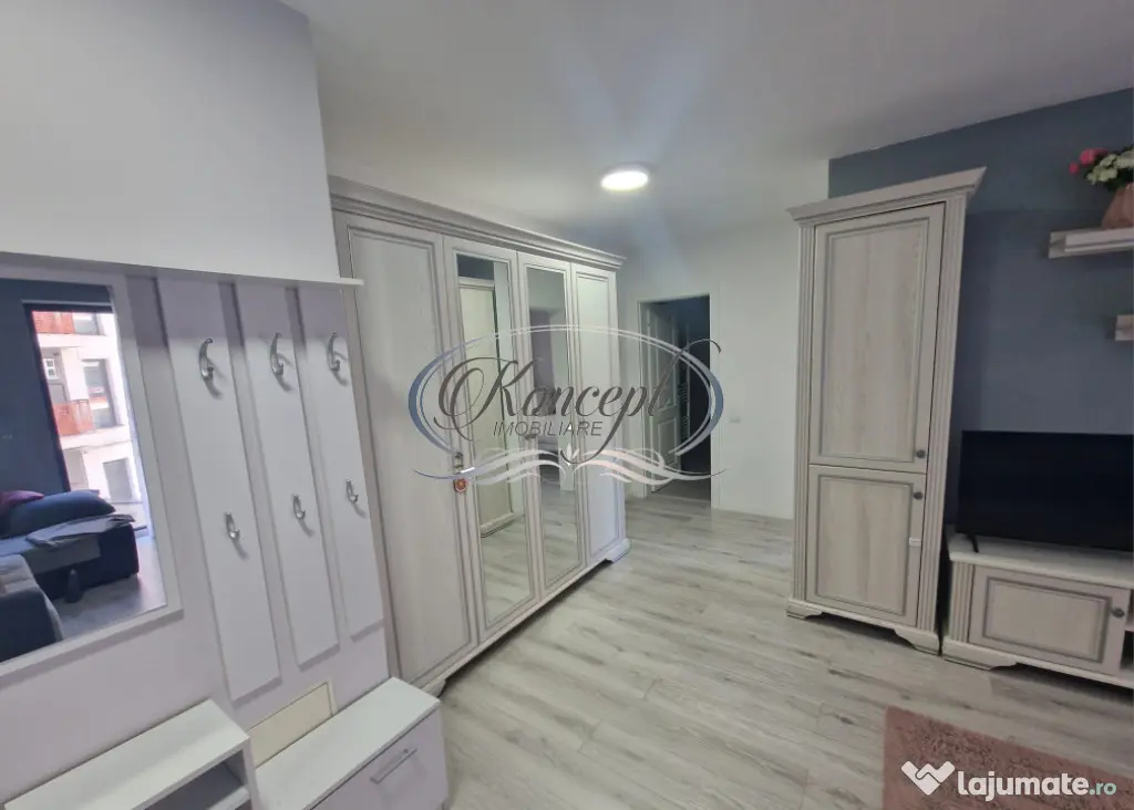 Apartament 2 camere cu balcon și garaj, la câteva minute d