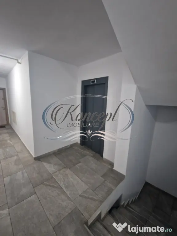 Apartament 2 camere cu balcon și garaj, la câteva minute d
