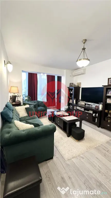 Apartament Impecabil, 3 Camere Decomandat, Zona KM 4-5