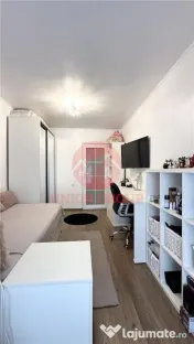 Apartament Impecabil, 3 Camere Decomandat, Zona KM 4-5 