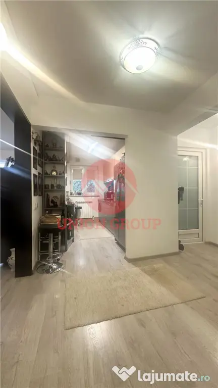 Apartament Impecabil, 3 Camere Decomandat, Zona KM 4-5