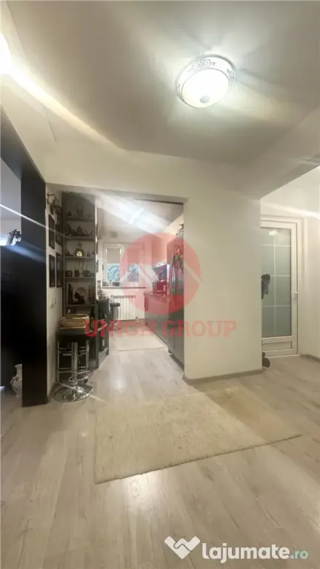 Apartament Impecabil, 3 Camere Decomandat, Zona KM 4-5