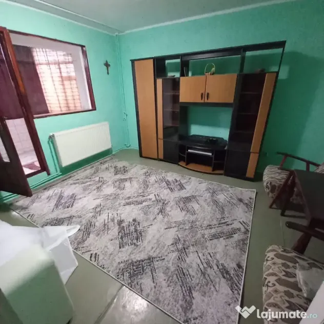 Apartament spre inchiriere