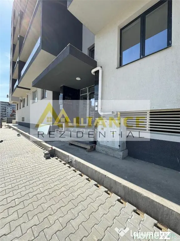 Vand apartament cu 2 camere tip studio I Metrou I 86000 !
