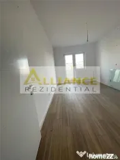 Vand apartament cu 2 camere tip studio I Metrou I 86000 !
