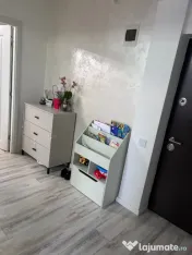 Apartament 3 CAMERE SU 43MP, ZONA CETĂȚII 