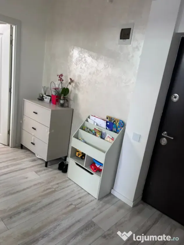 Apartament 3 CAMERE SU 43MP, ZONA CETĂȚII