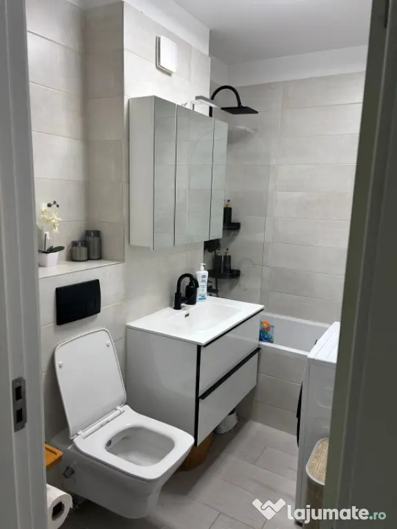 Apartament 3 CAMERE SU 43MP, ZONA CETĂȚII