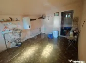 Casă Fratostita 5 camere , 1100 mp curte, deschidere 14,6 m