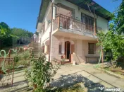 Casă Fratostita 5 camere , 1100 mp curte, deschidere 14,6 m