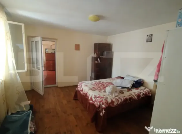 Casă Fratostita 5 camere , 1100 mp curte, deschidere 14,6 m