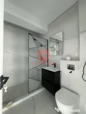 Descoperiti Bijuteria Ascunsa a Marii Negre: Apartament de L