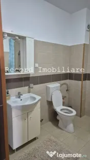 Apartament 2 camere, parcare privata in Floresti 