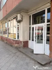 Spatiu de inchiriat , 146 mp utili, Vitrina 20 ml , zona Bur 