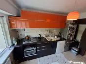 Apartament 3 camere 2 bai centrala gaz Brotacei 