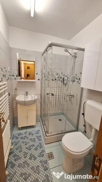 COMPLEX STUDENTESC - RENOVAT - 4 CAM - ET 1 - BLOC IZOLAT -