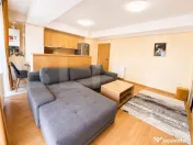 Apartament cu 3 camere, zona Girocului 