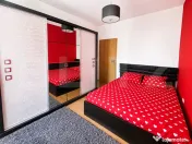 Apartament cu 3 camere, zona Girocului 