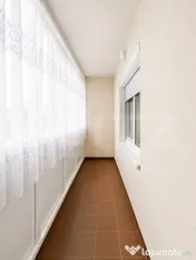 Apartament cu 3 camere, zona Girocului 