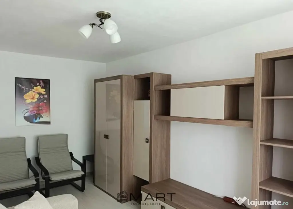 Apartament 3 camere zona Vasile Aron