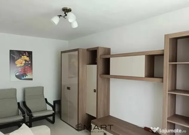 Apartament 3 camere zona Vasile Aron