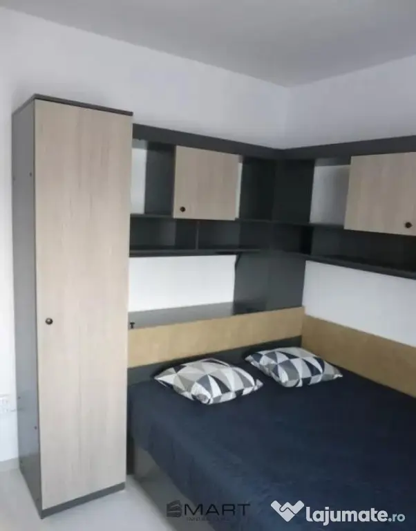Apartament 3 camere zona Vasile Aron
