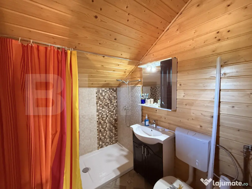 Casă de vacanță 112 mp, teren 2200mp, piscină, teren fot