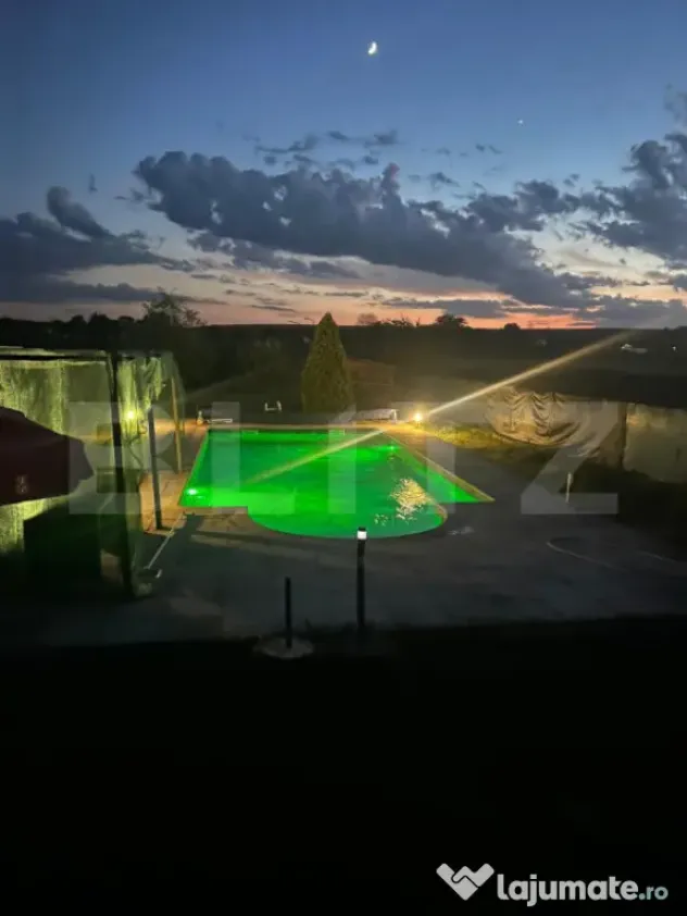 Casă de vacanță 112 mp, teren 2200mp, piscină, teren fot
