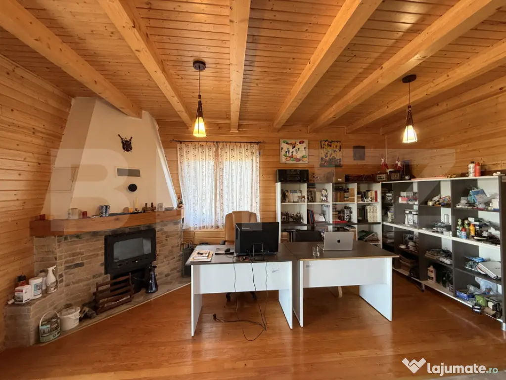 Casă de vacanță 112 mp, teren 2200mp, piscină, teren fot