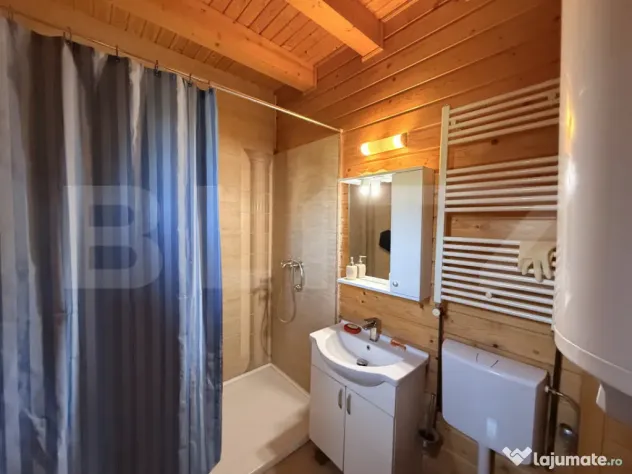Casă de vacanță 112 mp, teren 2200mp, piscină, teren fot