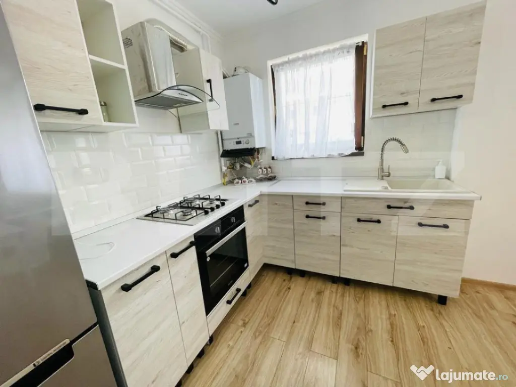 Apartament 2 camere, parcare, zona Terra
