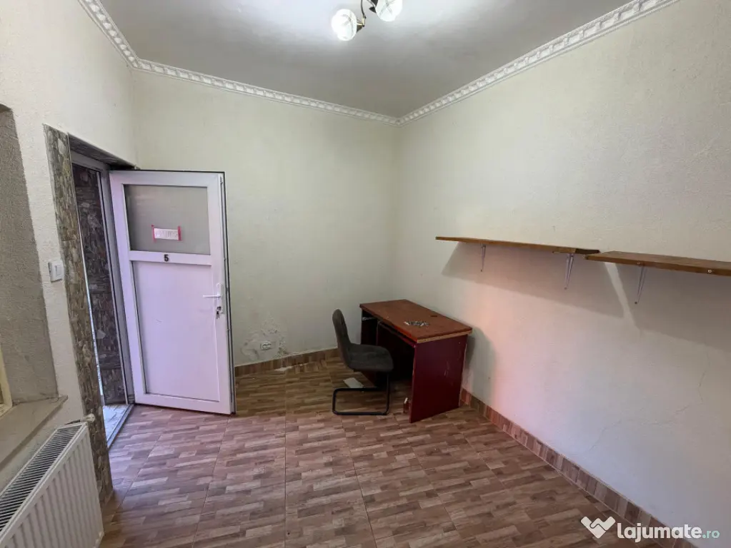 Spațiu comercial de închiriat, 170 mp, Centru
